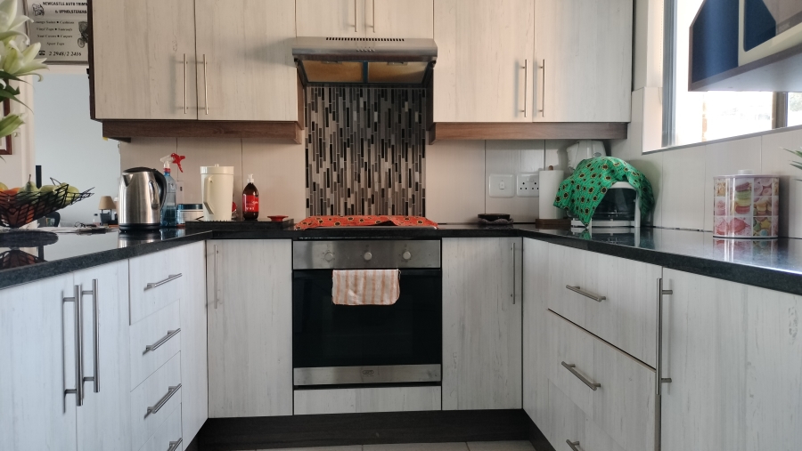 3 Bedroom Property for Sale in Fraaiuitsig Western Cape